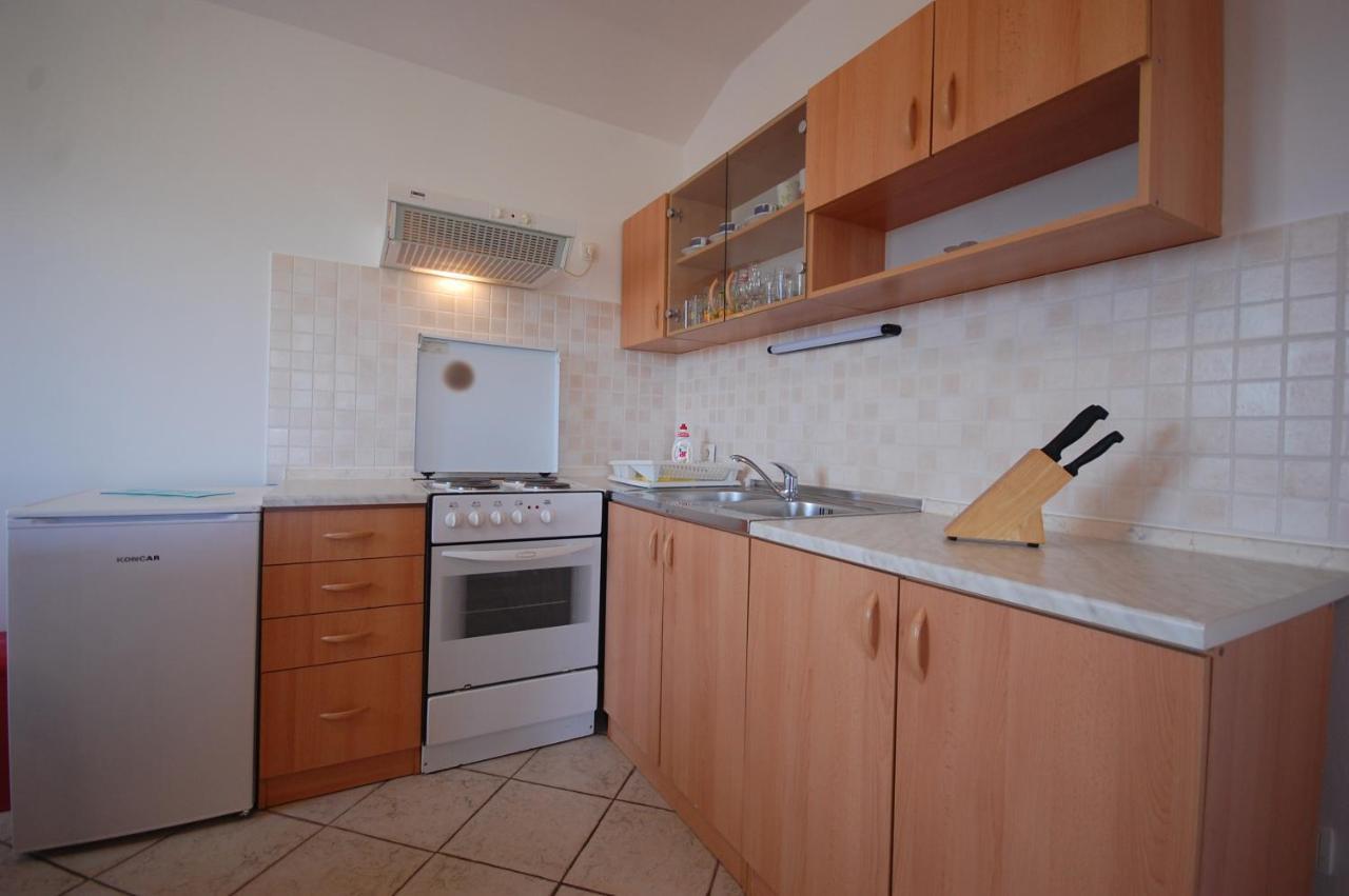 Apartments Novak By El-Pi Tours Malinska Ngoại thất bức ảnh