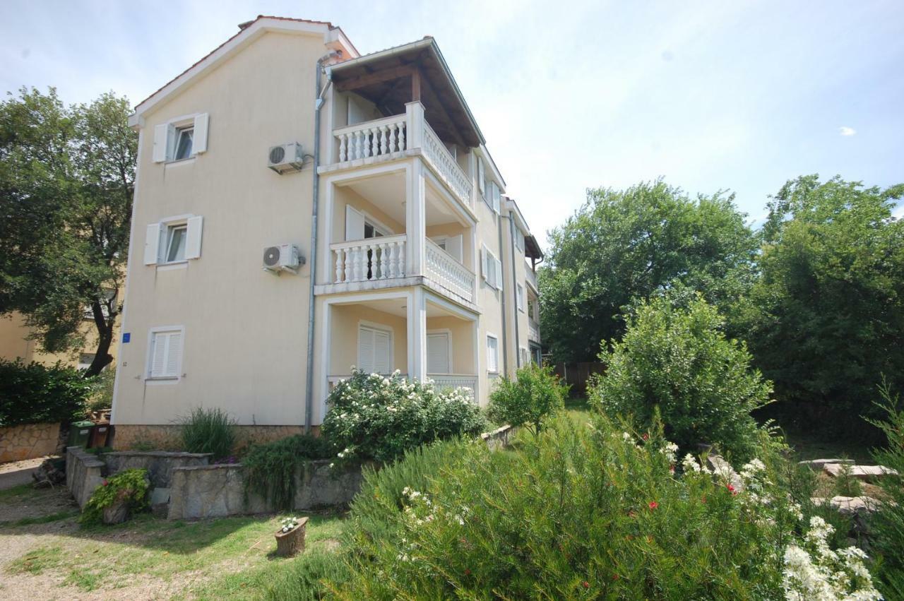 Apartments Novak By El-Pi Tours Malinska Ngoại thất bức ảnh